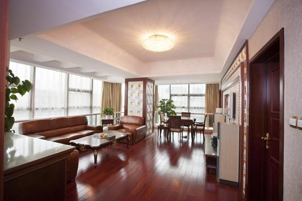 Chengdu Taicheng Hotel Exterior photo